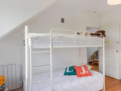 Un ou plusieurs lits dans un hébergement de l'établissement Holiday Home An Neizh by Interhome