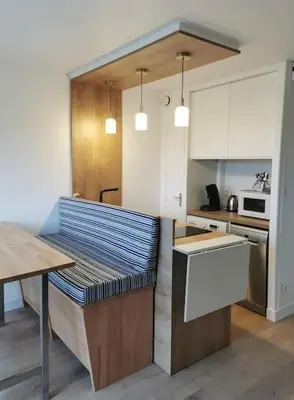 Cuisine ou kitchenette dans l'établissement Appartement vue sur mer, 100 m de la plage