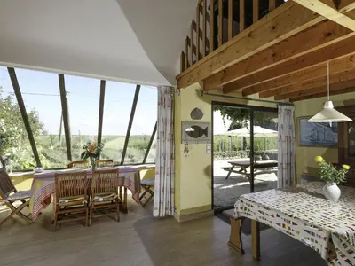 Balcon ou terrasse dans l'établissement Holiday home in Sibiril near sandy beaches