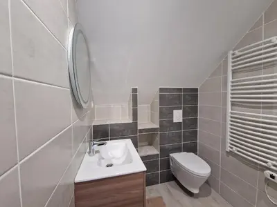 Salle de bains dans l'établissement Grand Gîte de Kergroas