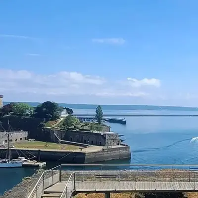 Appartement Bouga inville Vue sur mer et château