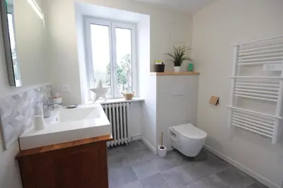 Salle de bains dans l'établissement Le Manoir de Kérofil ** Gîte et chambres d'hôtes **