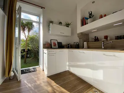 Cuisine ou kitchenette dans l'établissement Studio au pied du phare Vue Mer