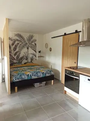 Cuisine ou kitchenette dans l'établissement Superbe appartement Trébeurden proche mer, parking