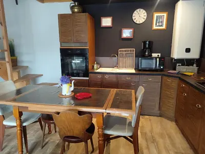 Cuisine ou kitchenette dans l'établissement Les gîtes de L'hermine