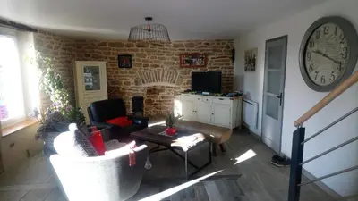 Télévision ou salle de divertissement dans l'établissement Ty-garde