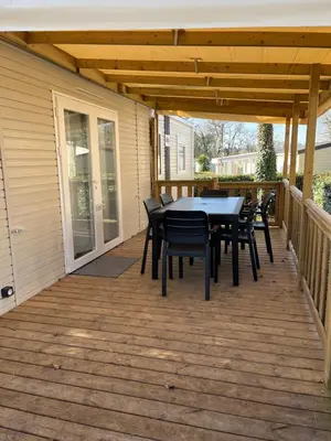 Balcon ou terrasse dans l'établissement Mobilhome bora bora