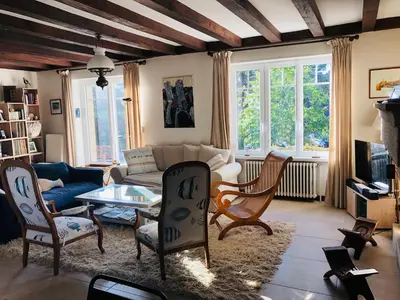 Coin salon dans l'établissement Maison lumineuse 2mn plage et village de Morgat