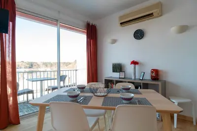 Coin salon dans l'établissement France - Appt pour 4 proche plage