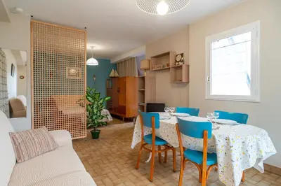 Coin salon dans l'établissement Ty Menez - Proche plage pour 4