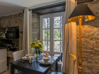 Cuisine ou kitchenette dans l'établissement Apartment Penguilly by Interhome