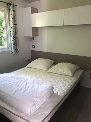 Un ou plusieurs lits dans un hébergement de l'établissement mobil-home 4/6 pers