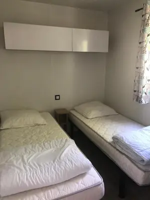 Un ou plusieurs lits dans un hébergement de l'établissement mobil-home 4/6 pers