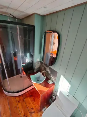 Salle de bains dans l'établissement Ty Merzhin