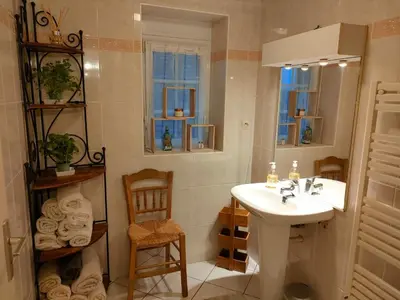 Salle de bains dans l'établissement Ker Fuffle
