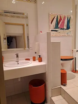 Salle de bains dans l'établissement TY MA BRO