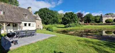 Jardin de l'établissement La Grange du Moulin de Lossulien