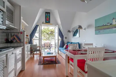 Cuisine ou kitchenette dans l'établissement Plein Sud - Piscine partagée