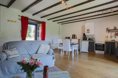 Cuisine ou kitchenette dans l'établissement Domaine de la Blanche Hermine